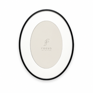 Рамка за снимки Focus Aster Oval Black 26,6x36,6 см., С паспарту за 20x30 см., Овална, Метална